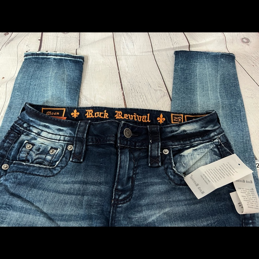 ROCK REVIVAL Moon Skinny distressed Stretch Jean